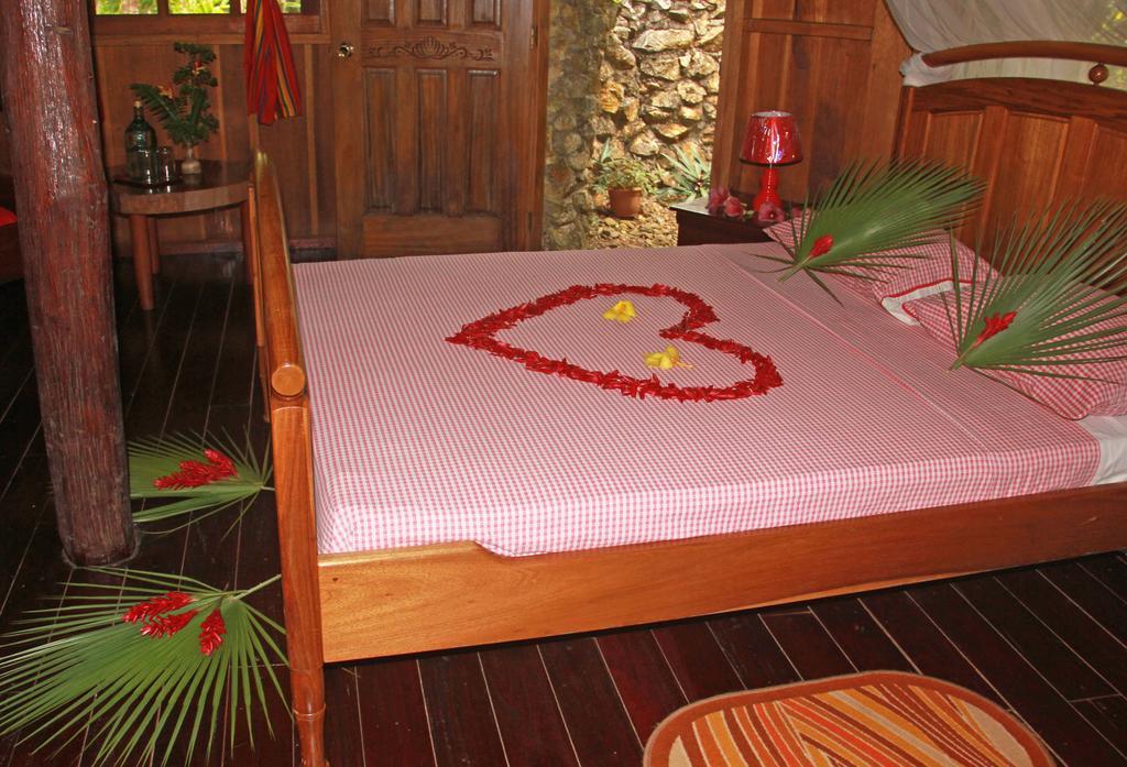 Sun Creek Lodge Punta Gorda Exterior foto